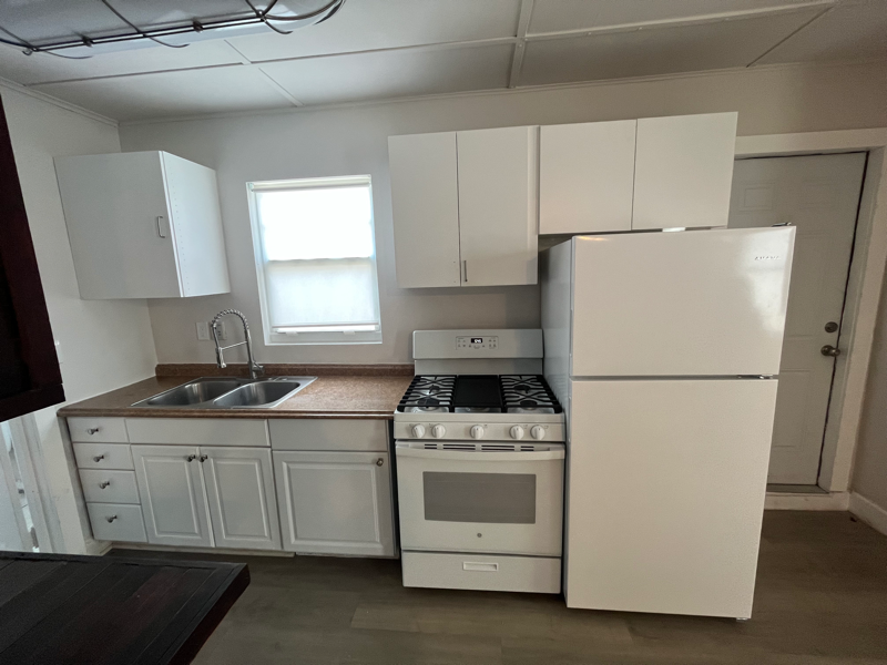 307 S J St #3 - Photo 5 of 10