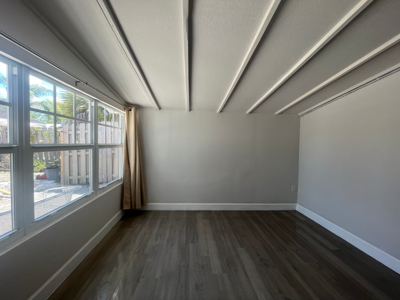 307 S J St #3 - Photo 7 of 10