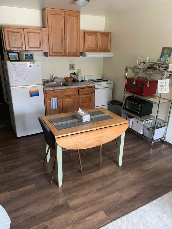 454 W Dayton St - Photo 3 of 7