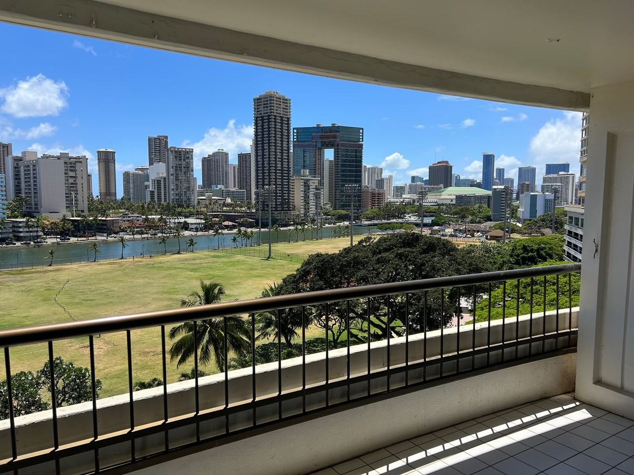 2333 Kapiolani Blvd #810 - Photo 2 of 18