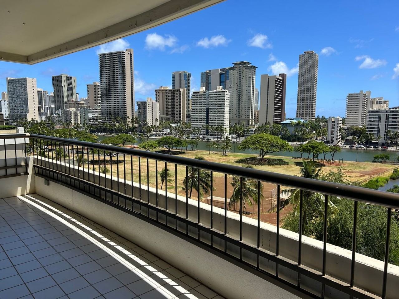 2333 Kapiolani Blvd #810 - Photo 3 of 18