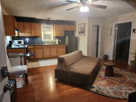 2 Bradley St Se - Photo 1 of 1