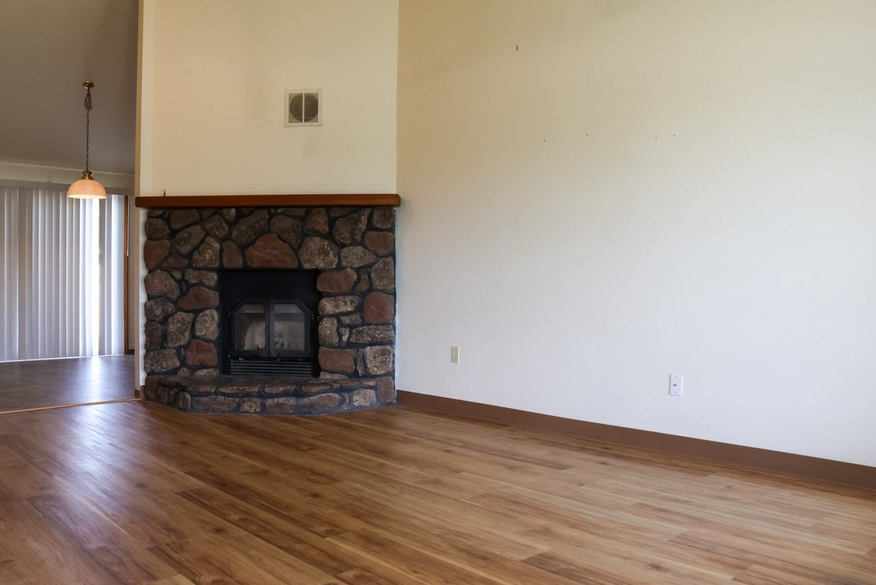 3507 Cascade Loop #A - Photo 3 of 8