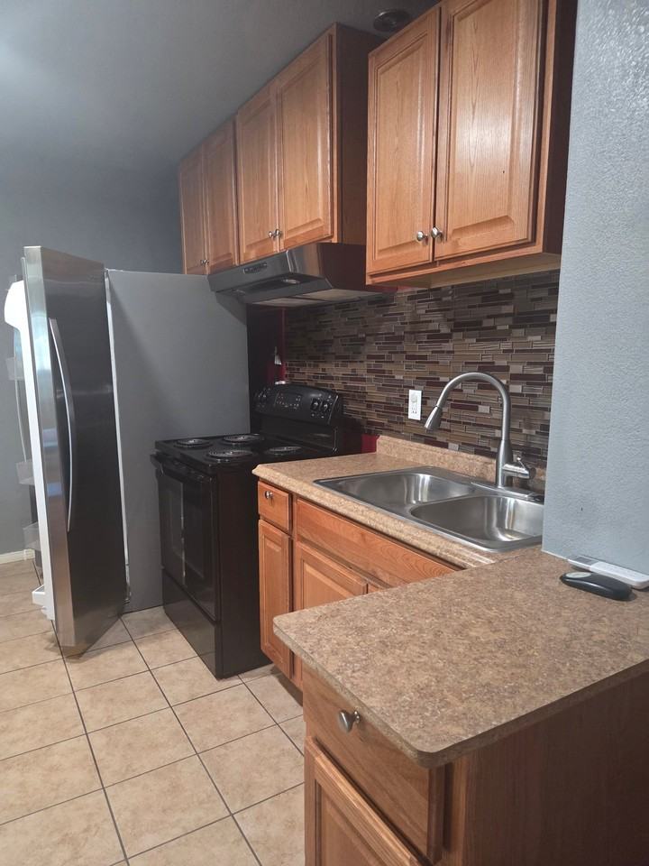 1216 W Calle De Oro - Photo 3 of 9