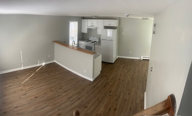 33 Exeter Rd - Photo 2 of 11