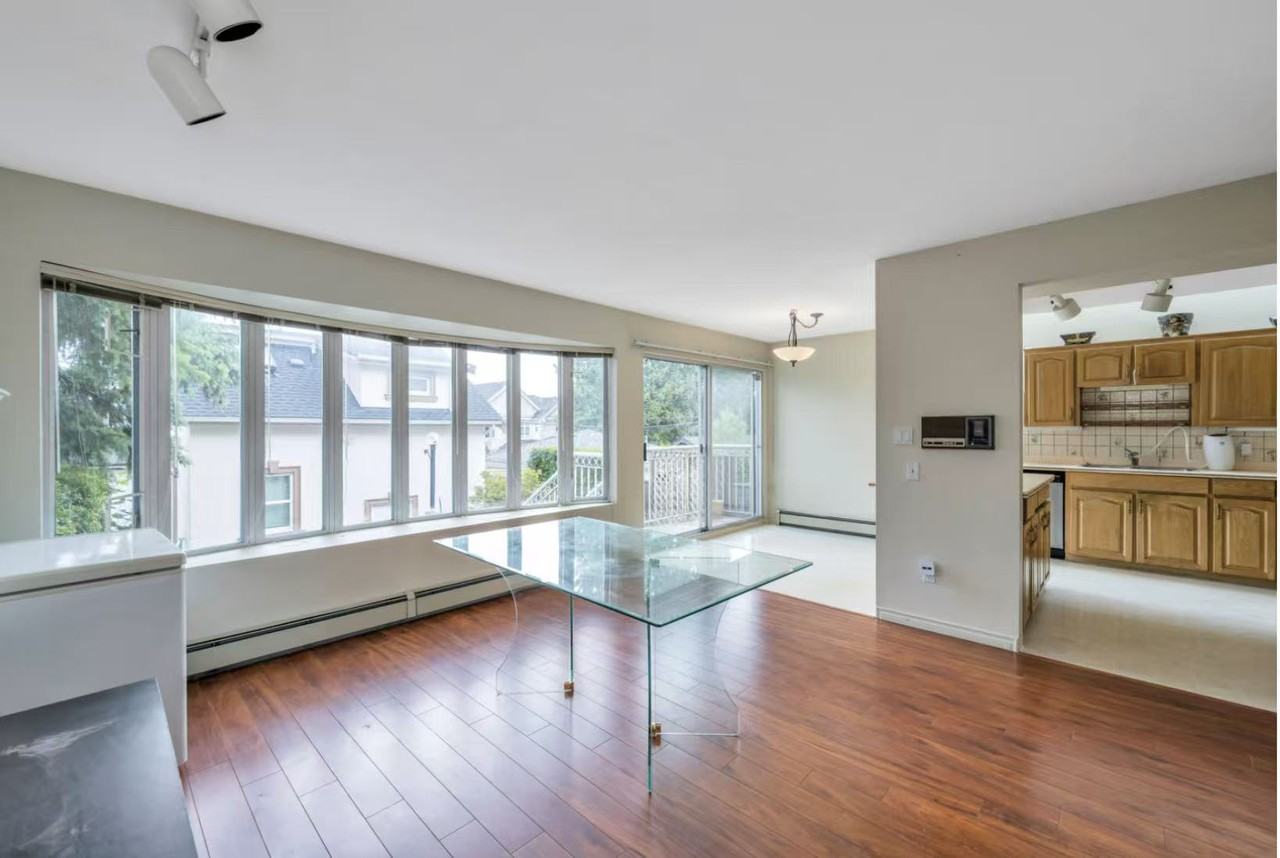 3000 West King Edward Avenue - Photo 4 of 21