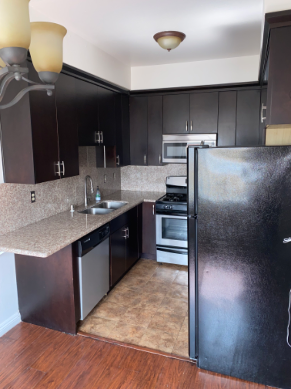 3727 Watseka Ave #202 - Photo 3 of 19