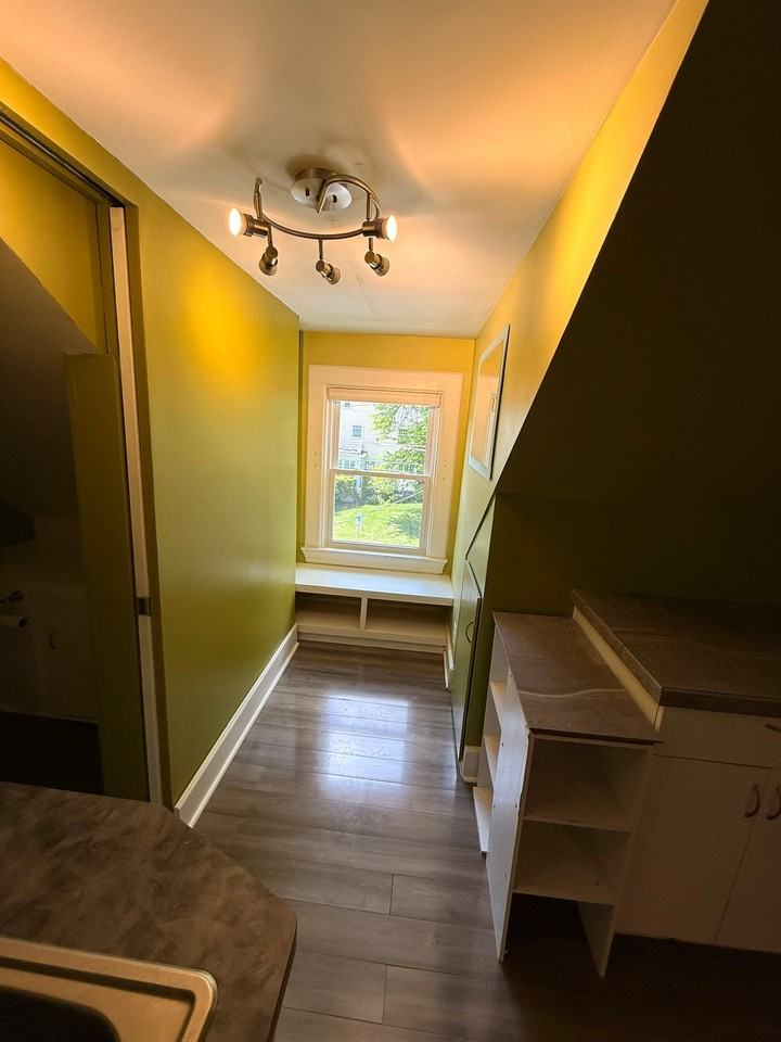 46 Riverside Dr - Photo 7 of 9