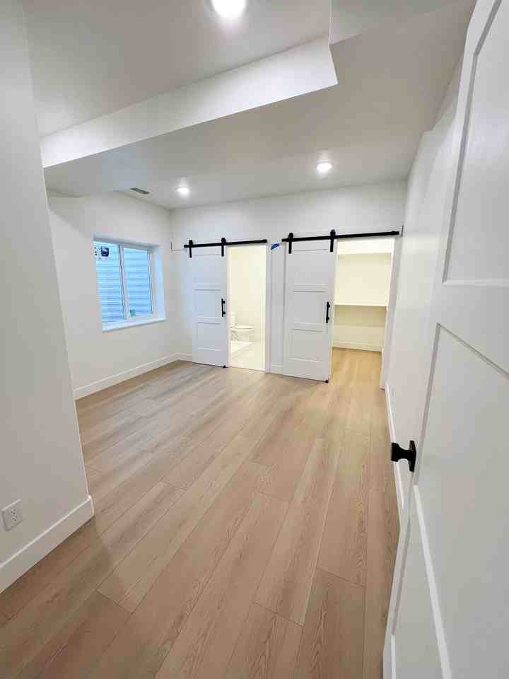 1776 E Canyon Ridge Dr - Photo 6 of 8