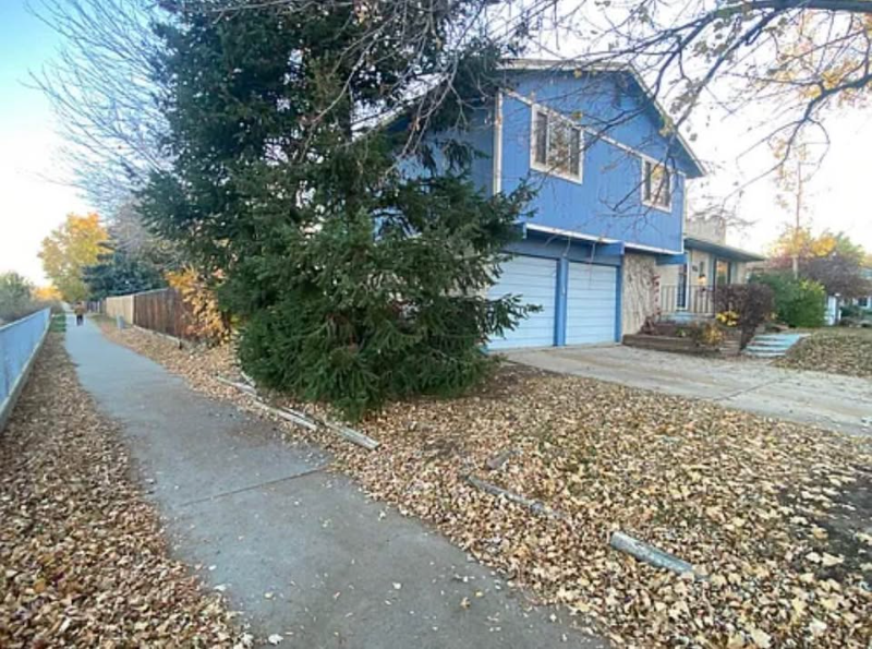 8301 Chase Dr - Photo 2 of 14
