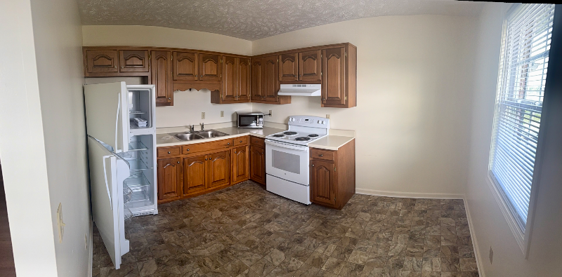 104 Lauderdale Dr #104A - Photo 3 of 11