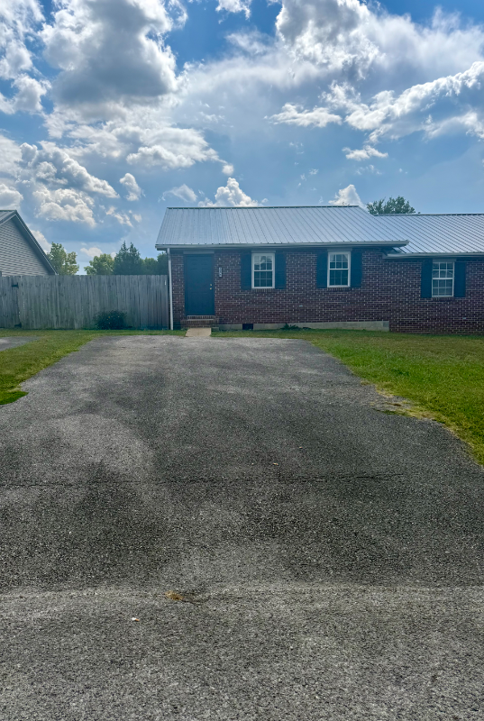104 Lauderdale Dr #104A - Photo 4 of 11