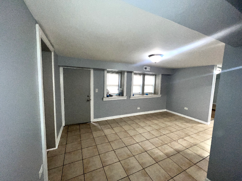 2701 E 75th Pl #G - Photo 3 of 14