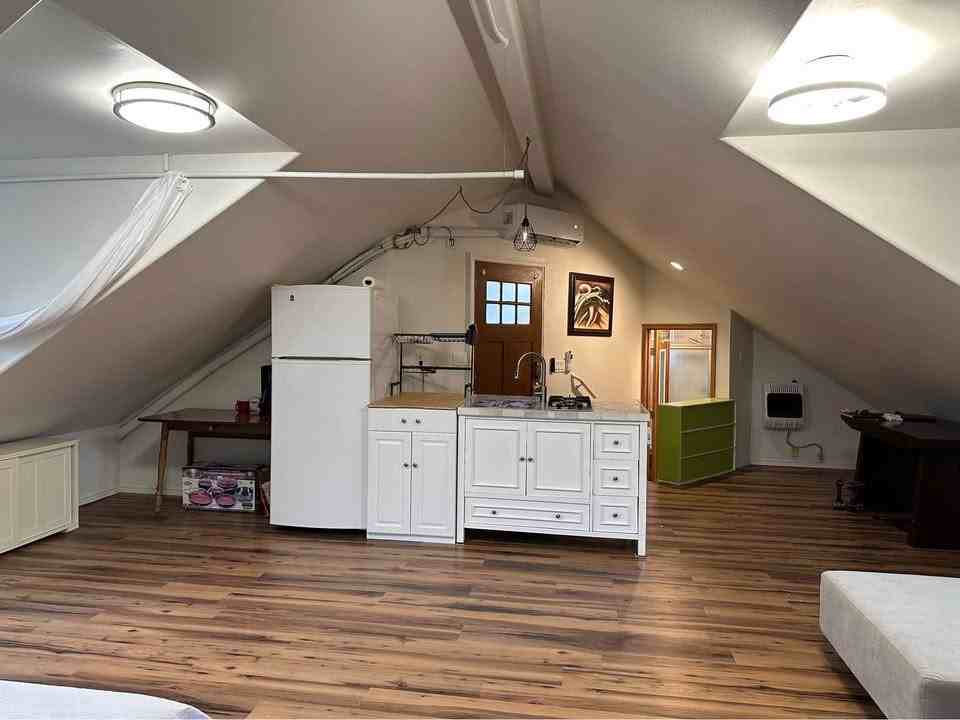 3289 3rd St - Photo 6 of 9