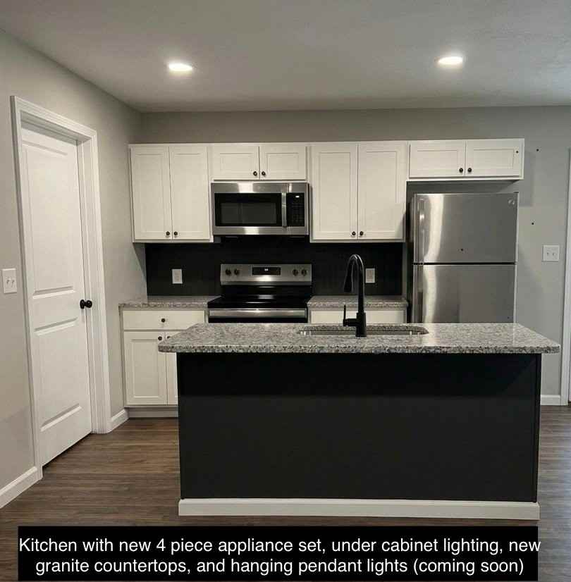 2423 S Chatfield Rd - Photo 3 of 16