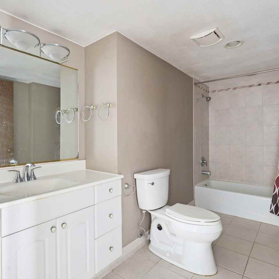 1633 N Prospect Ave #3E - Photo 5 of 7