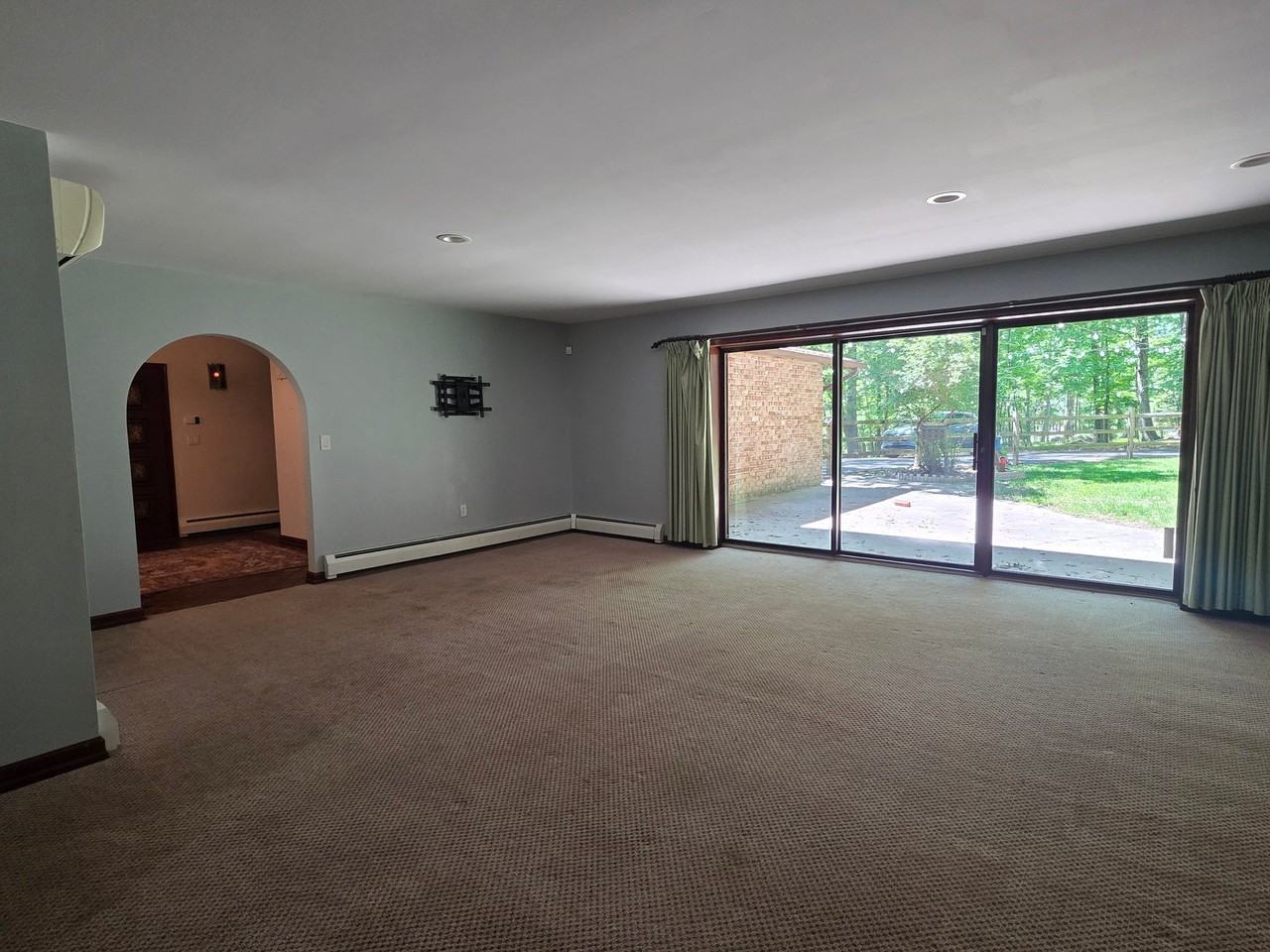 197 Winchester Dr - Photo 6 of 24