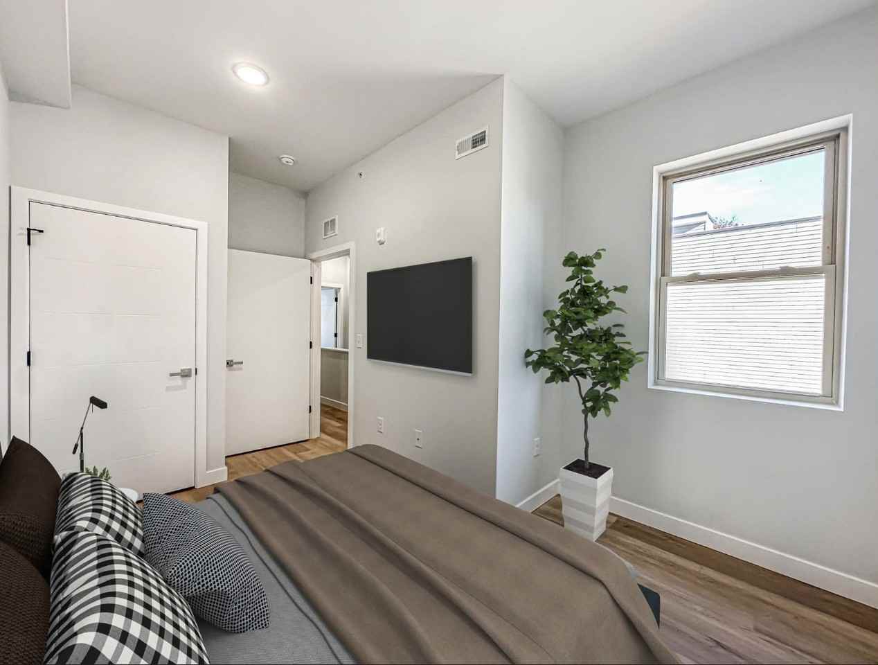 4217 Mantua Ave #10 - Photo 3 of 24