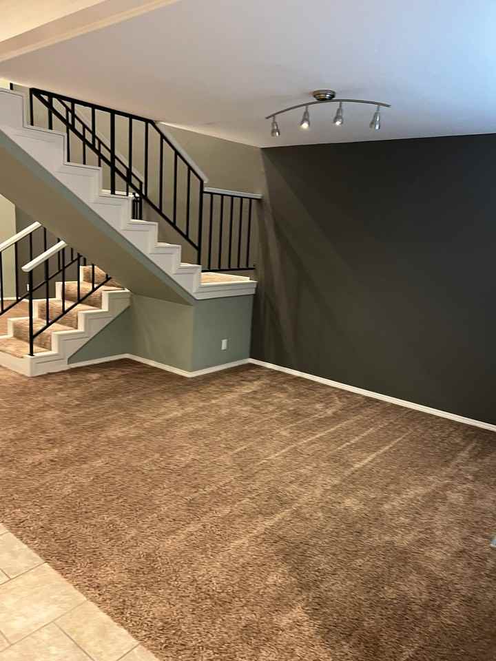 7129 S Braden Ave - Photo 4 of 15