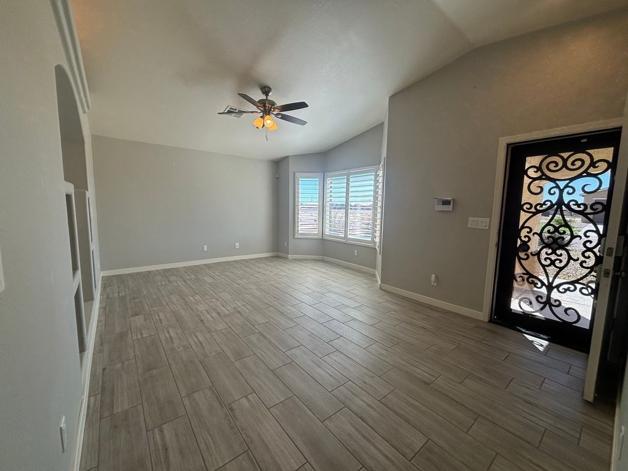 9088 W Rafael Dr - Photo 5 of 13