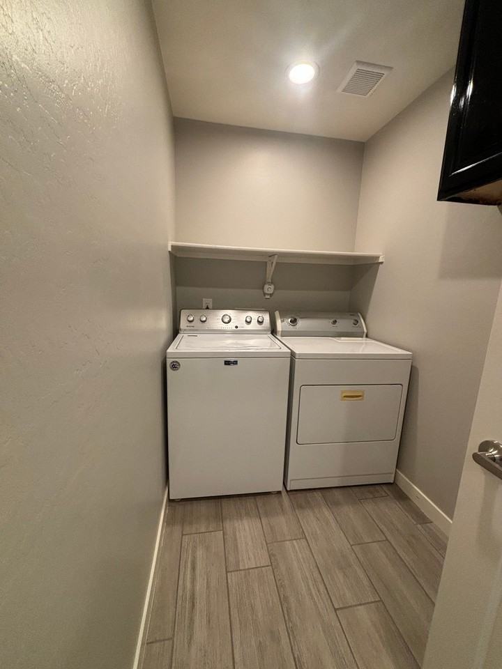 9088 W Rafael Dr - Photo 7 of 13