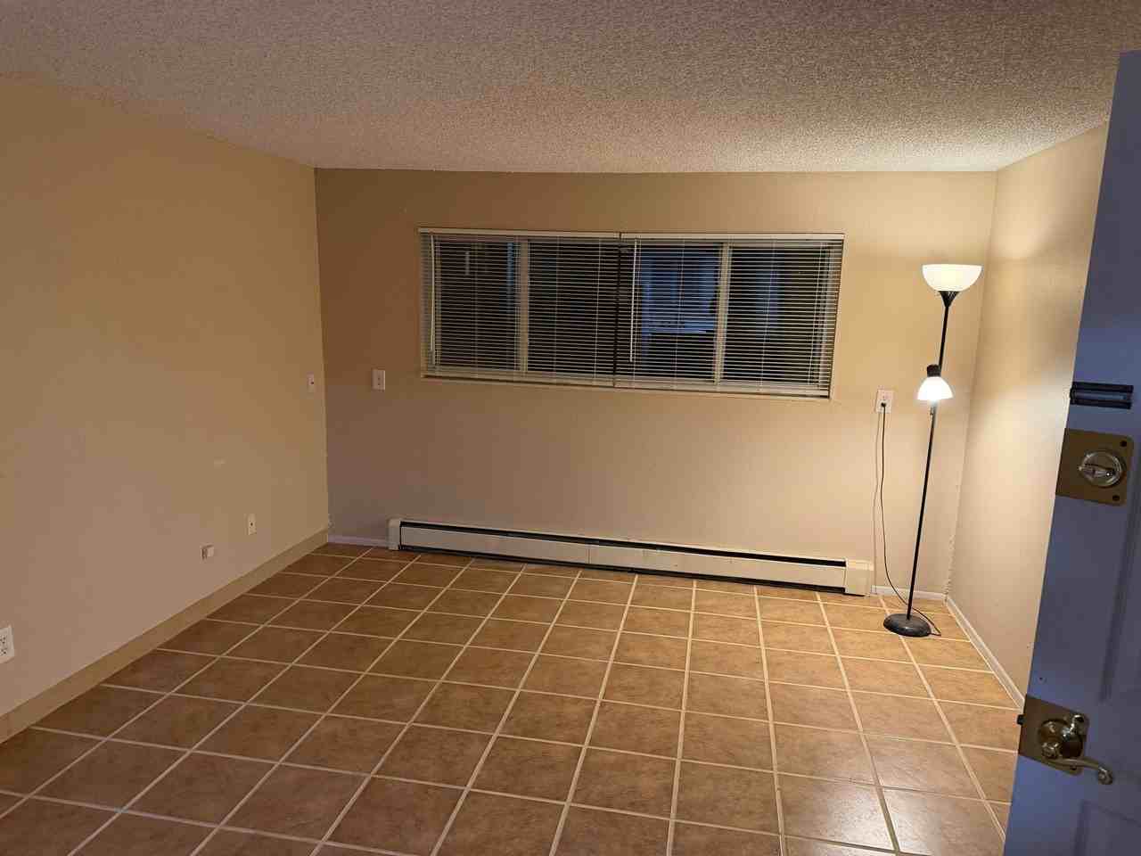 4715 Scenic Cir #4 - Photo 3 of 19