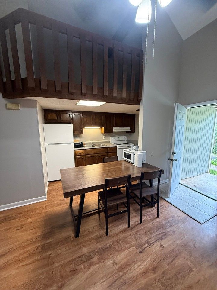 1417 Ascent Trl Nw #C - Photo 5 of 12