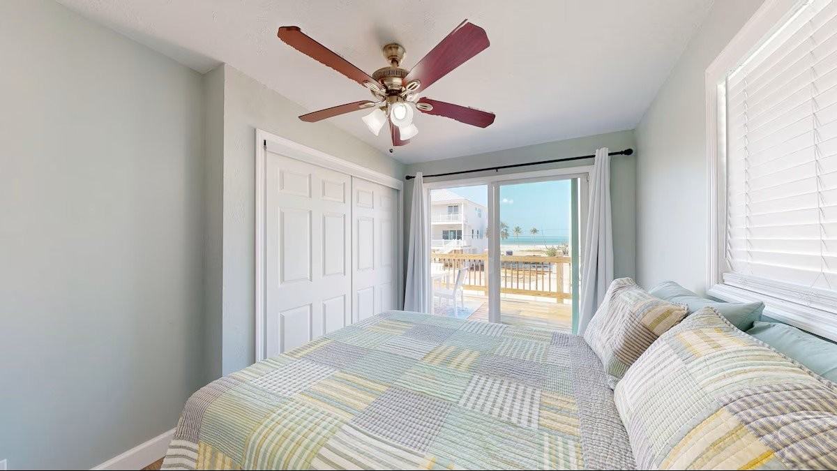 5560 Palmetto St - Photo 5 of 17
