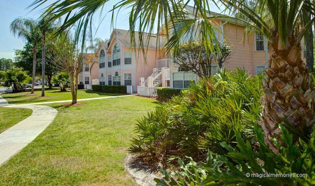 2010 Royal Bay Blvd - Photo 2 of 15