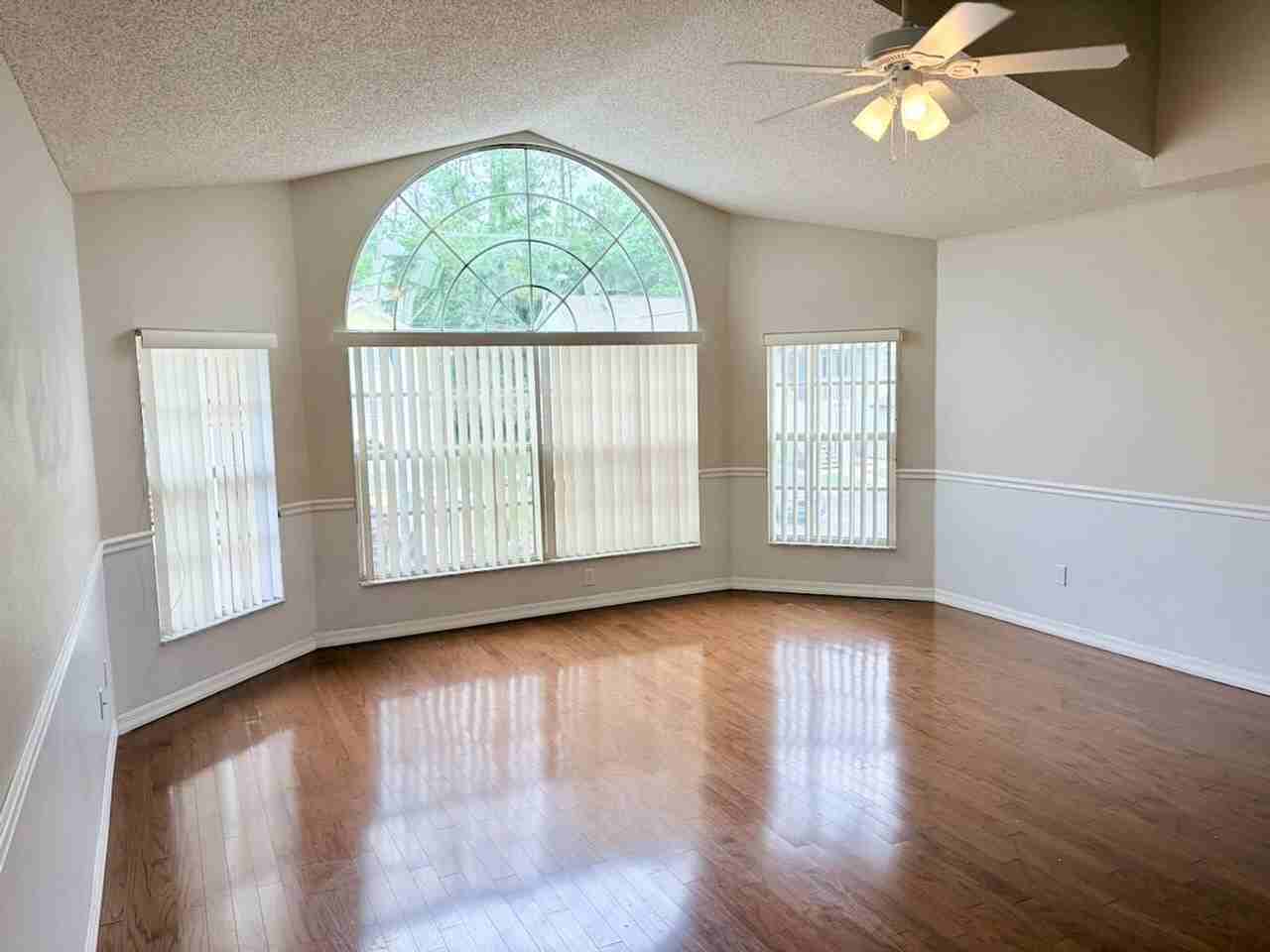 2010 Royal Bay Blvd - Photo 4 of 15