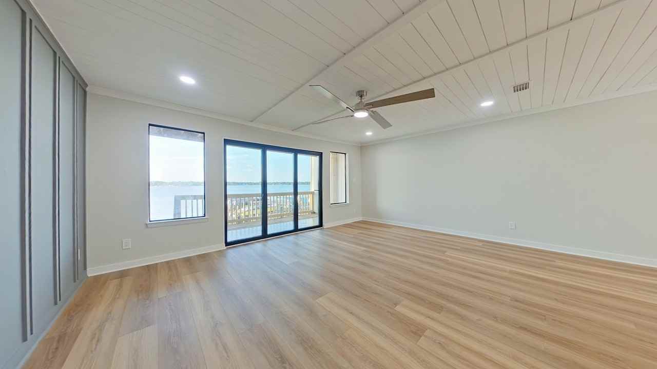 810 Eglin Pkwy Ne #12 - Photo 5 of 20