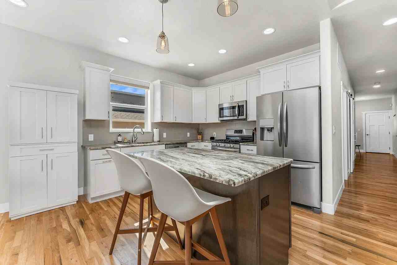 3615 Blue Feather Trl - Photo 2 of 12