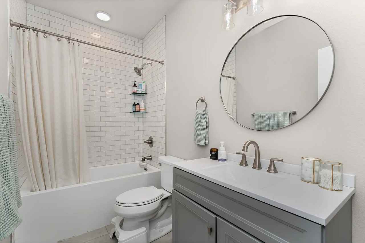 3615 Blue Feather Trl - Photo 3 of 12