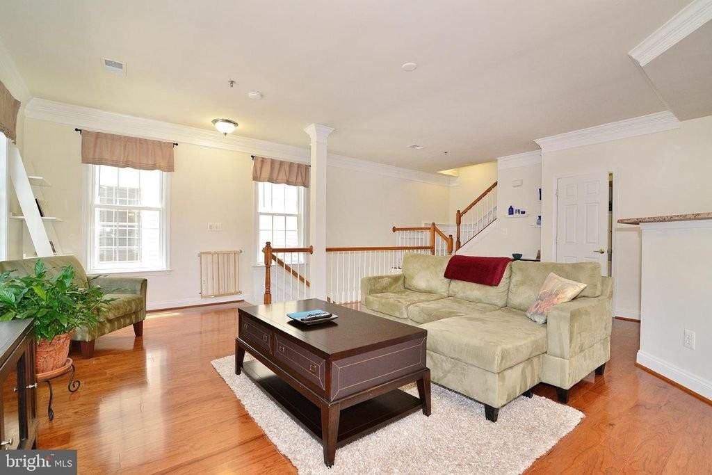 7134 Huntley Creek Pl - Photo 3 of 11