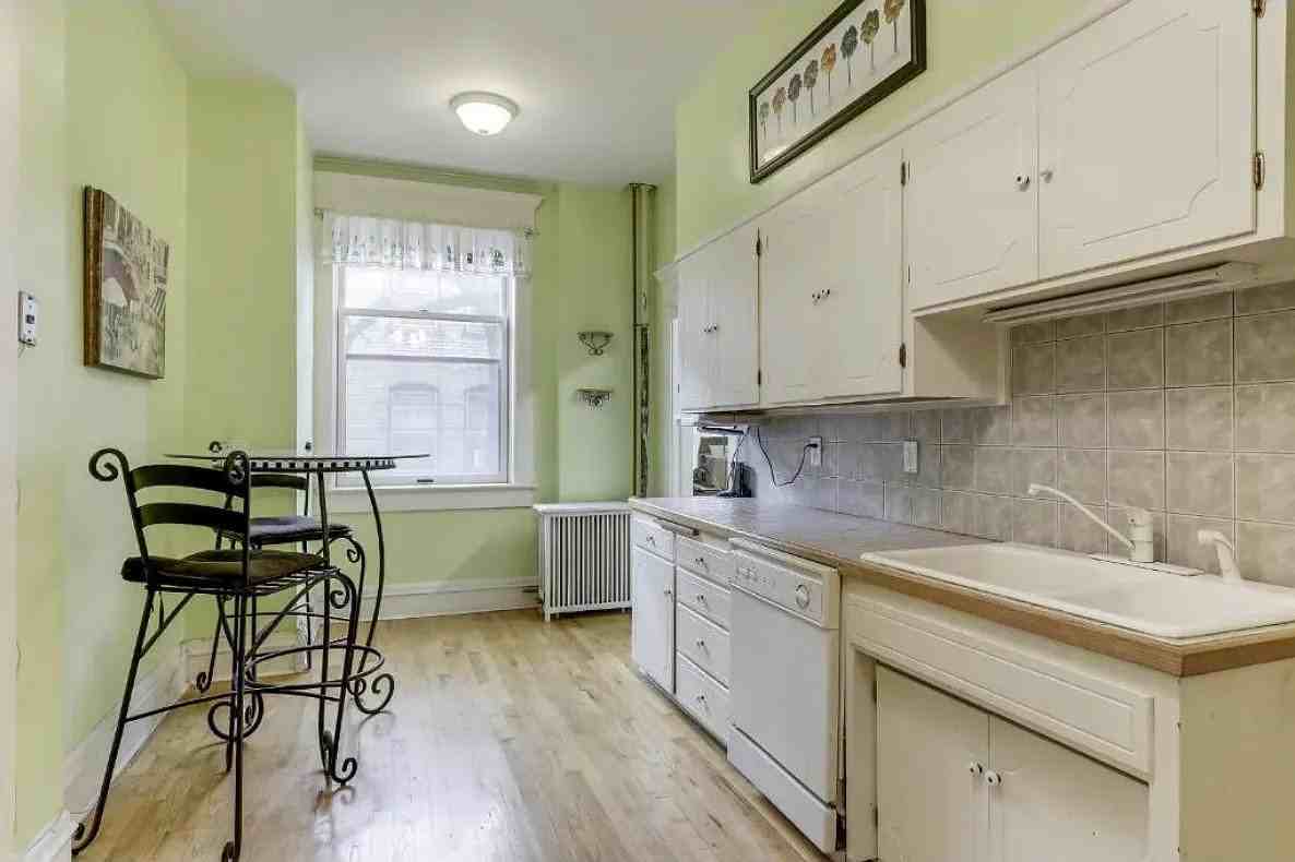 614 Grand Ave #D - Photo 4 of 20