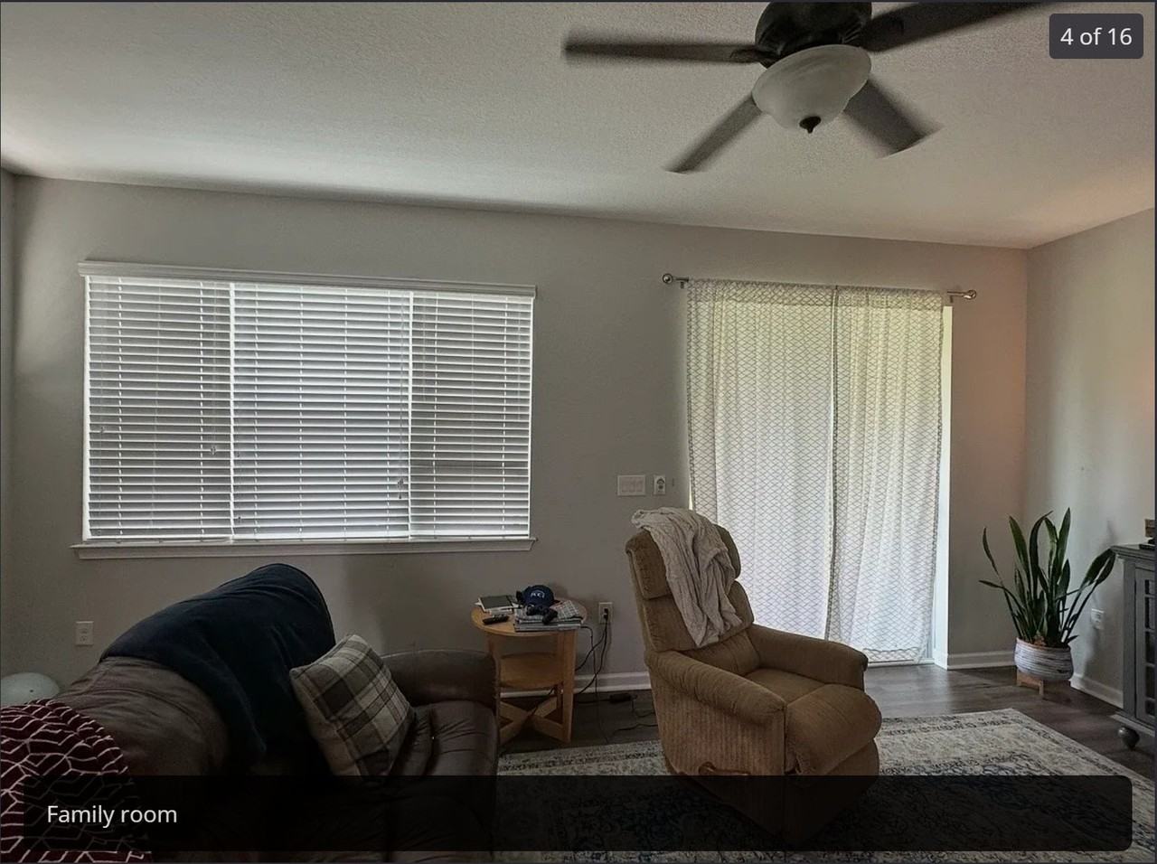 11961 Brookside Dr - Photo 4 of 15