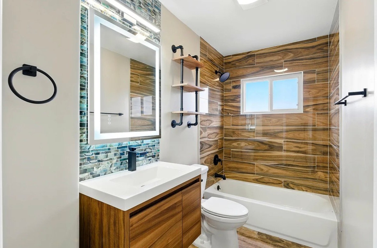 2905 San Rafael Ave Se - Photo 5 of 22