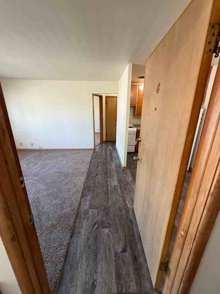 4944 W Forest Home Ave #4 - Photo 2 of 7