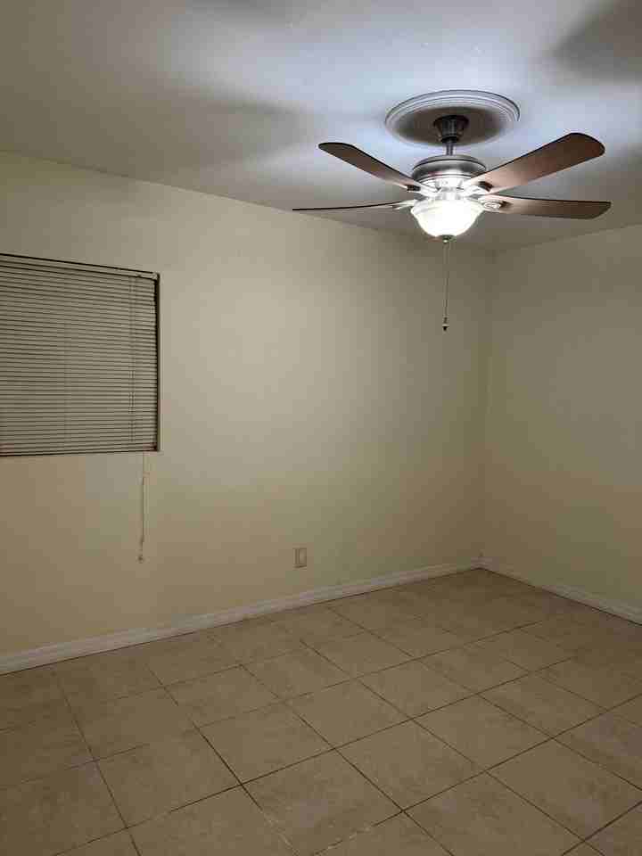 4715 Town N Country Blvd - Photo 4 of 5