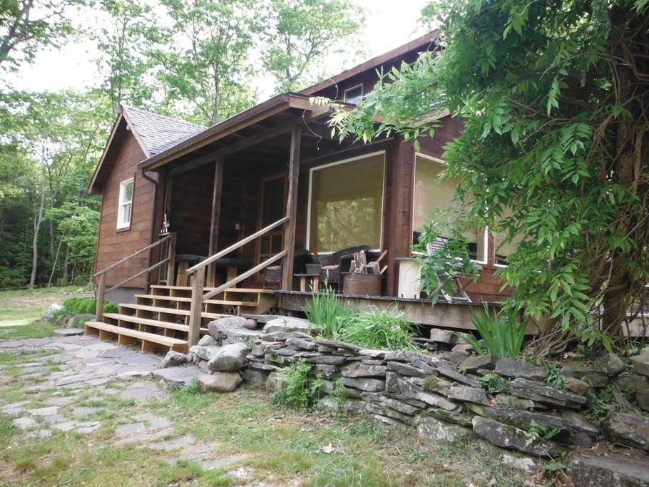 43 Indian Rd - Photo 2 of 20