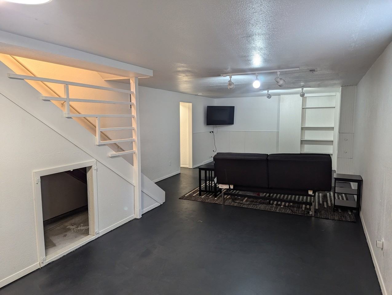 3704 N Belmont Rd #3704 - Photo 4 of 12