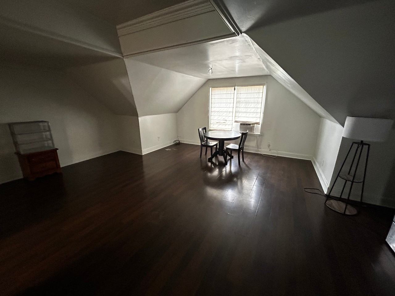 320 W Bolivar St - Photo 5 of 9