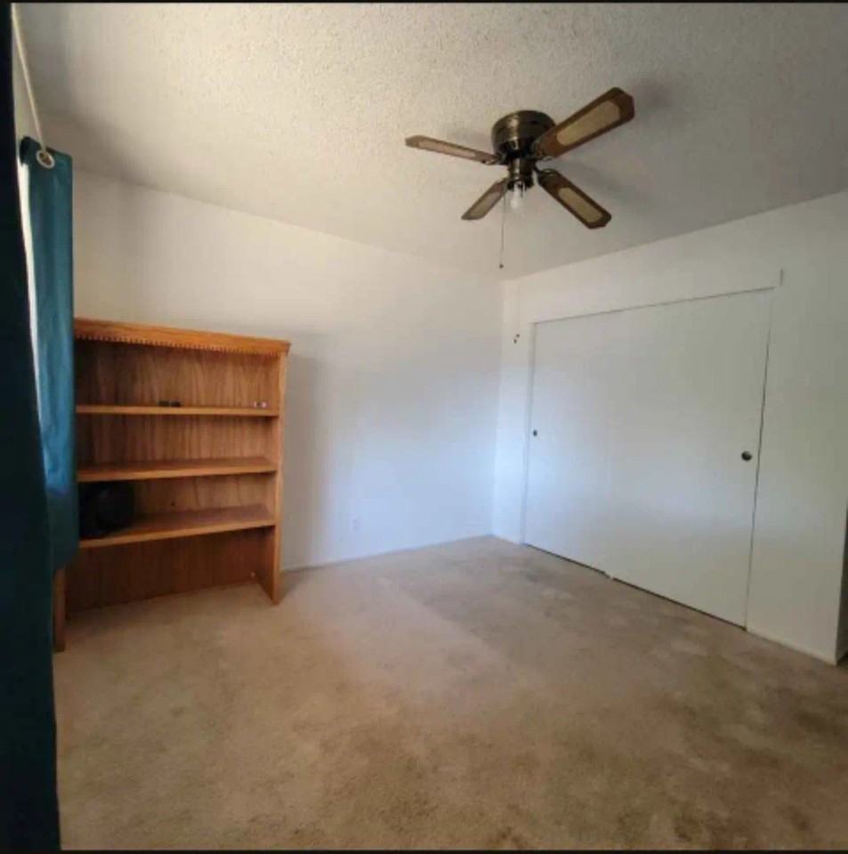 4405 Plantation Dr - Photo 4 of 8
