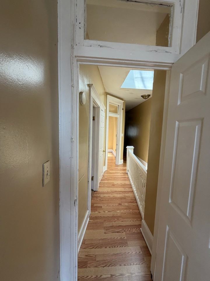 1206 Bloomingdale Rd - Photo 6 of 20
