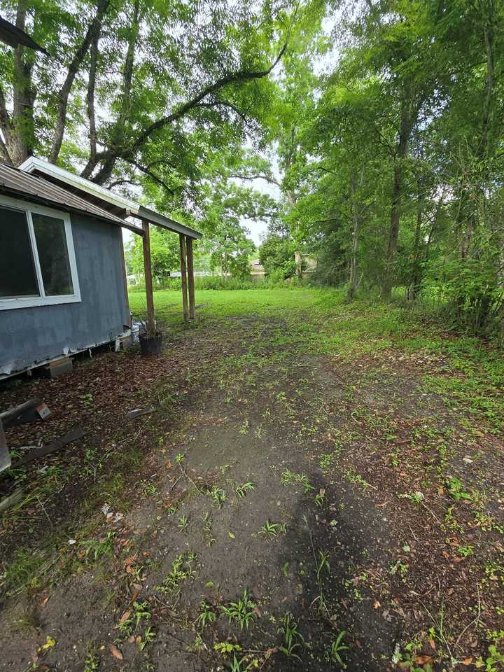 579 Main St - Photo 3 of 20