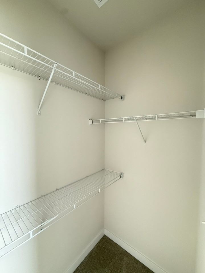 9304 Tanfield Dr - Photo 5 of 14