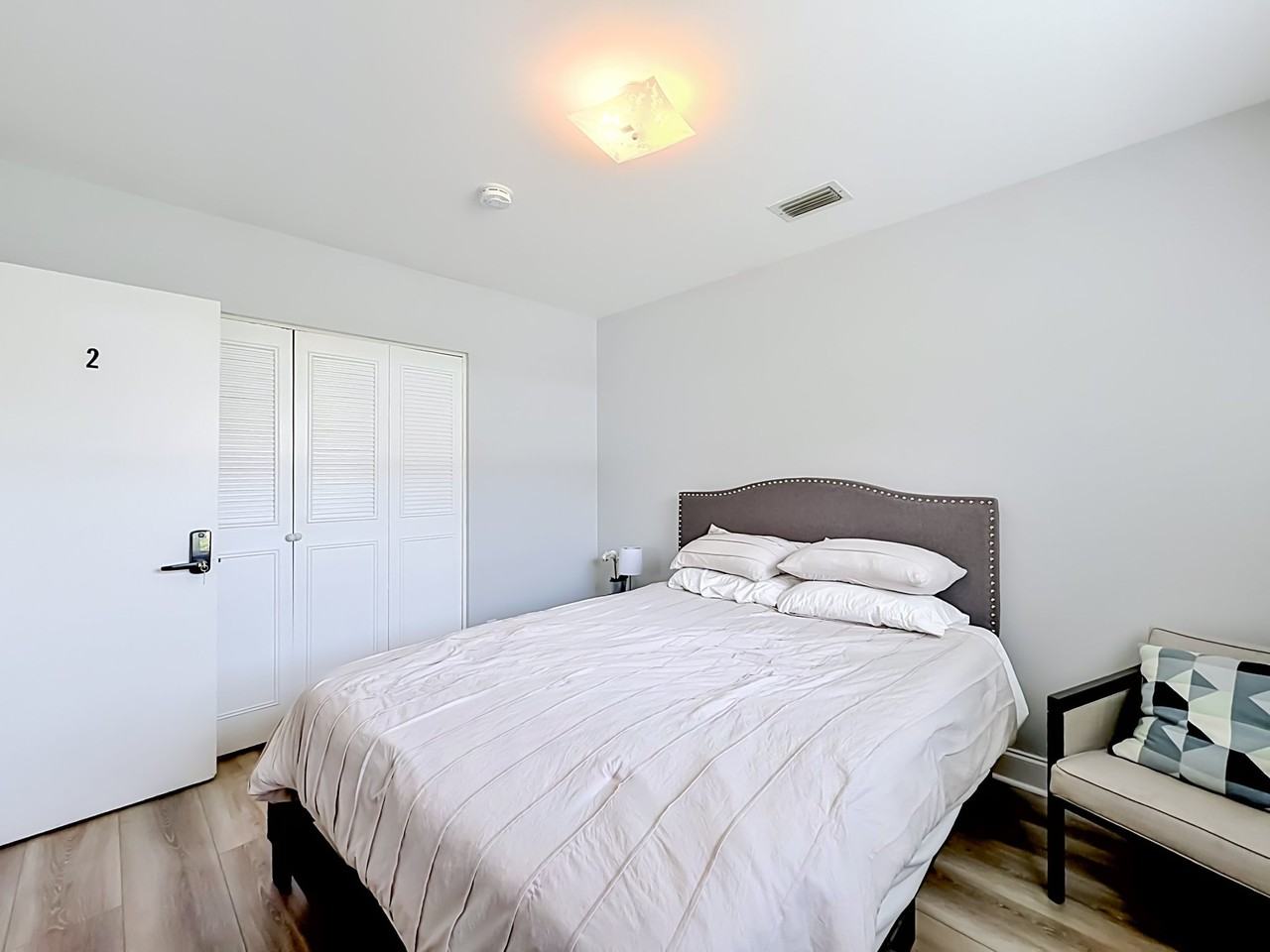7464 Nw 16th St - Photo 3 of 7