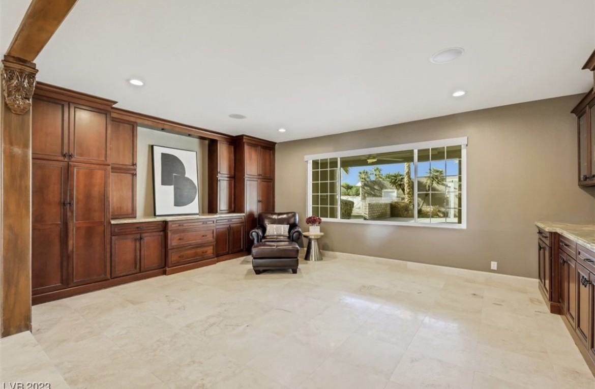 3764 Pama Ln #NA - Photo 4 of 18