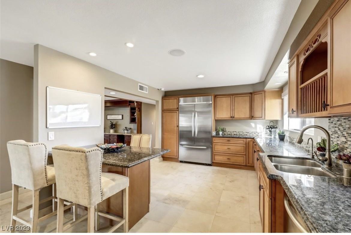 3764 Pama Ln #NA - Photo 5 of 18
