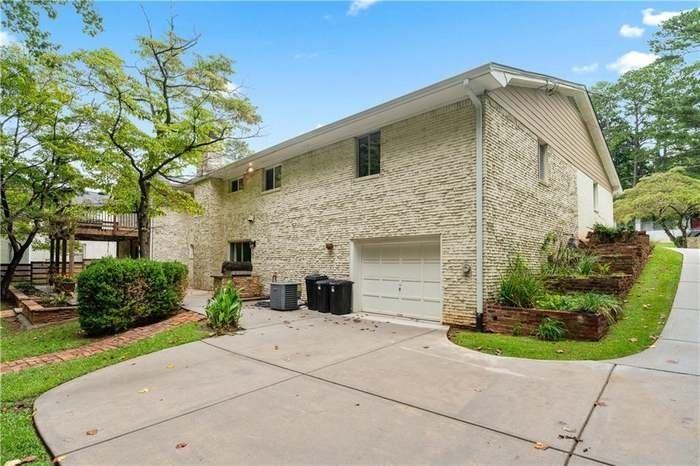 2760 Caraway Dr #1 - Photo 3 of 14